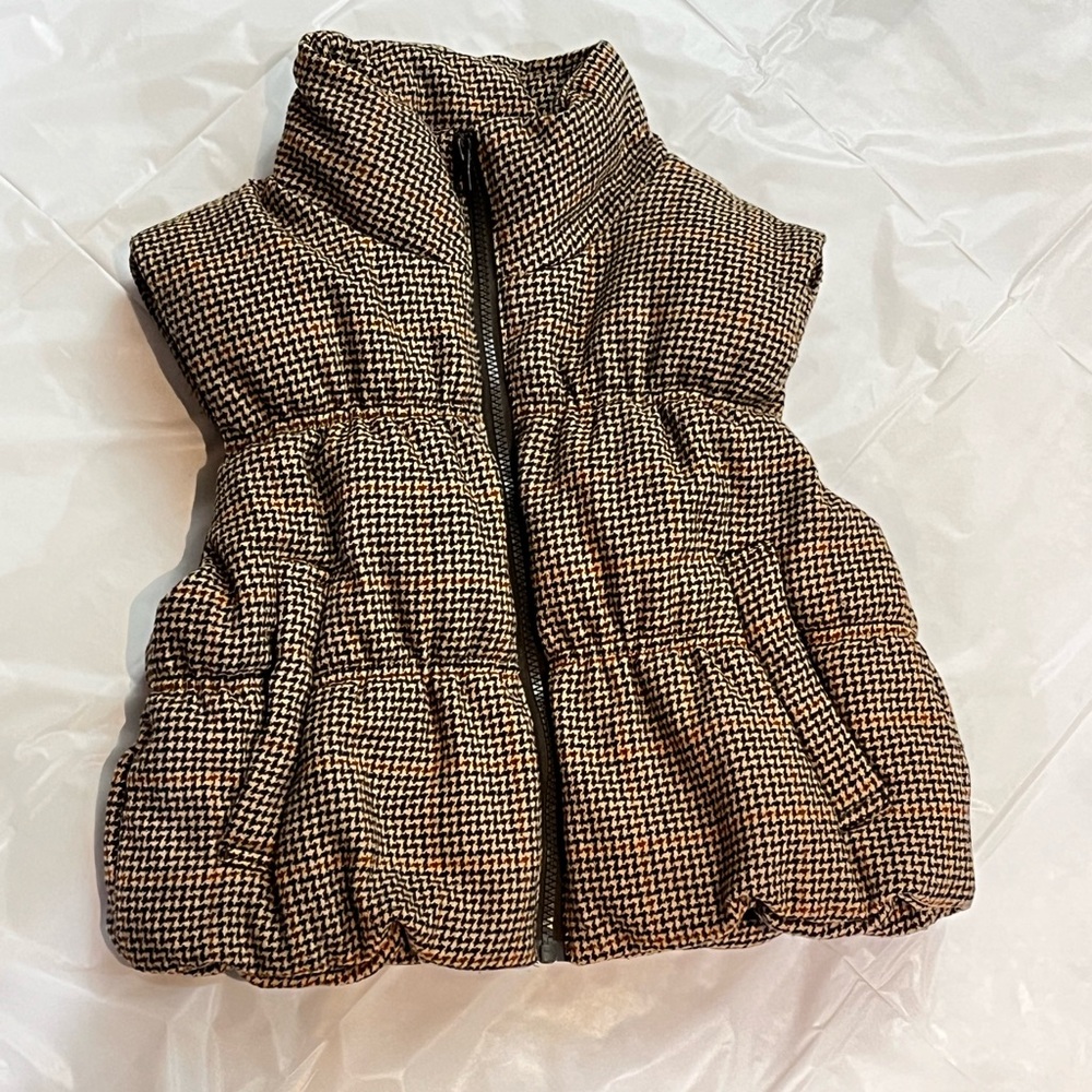 3 for $30 H&M Brown Houndstooth Puff/Quilted Vest Crop Style